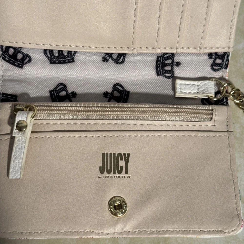 Juicy by Juicy Couture  Credit Card Case Wallet Multi Crown Heart Key Chain